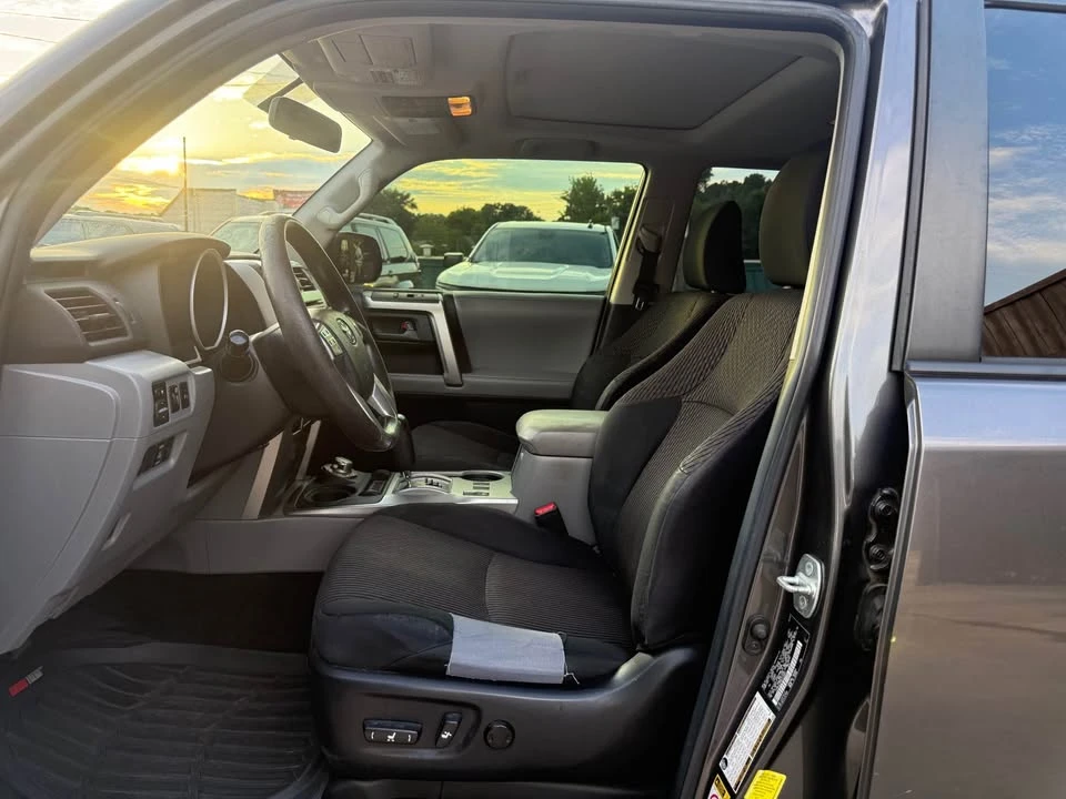 2013 Toyota 4Runner 5th Gen - Image 10 of 20