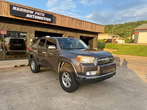 2013 Toyota 4Runner SR5 Sport Utility 4D