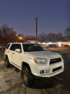 2013 Toyota 4Runner SR5 Sport Utility 4D