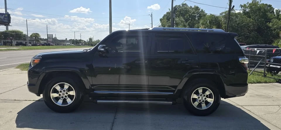 2013 Toyota 4Runner 5th Gen - Image 5 of 20