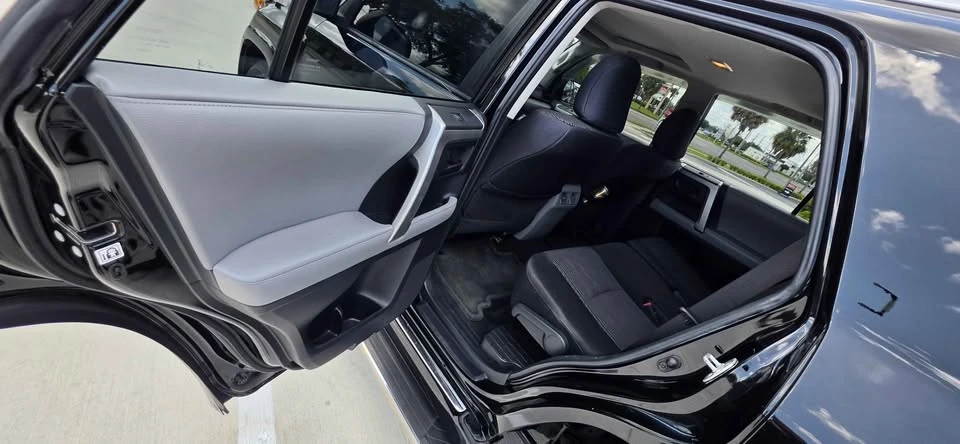 2013 Toyota 4Runner 5th Gen - Image 15 of 20
