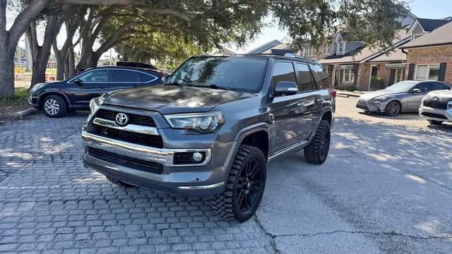 2013 Toyota 4Runner SR5 Sport Utility 4D