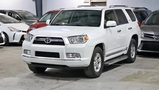 2013 Toyota 4Runner SR5 Sport Utility 4D