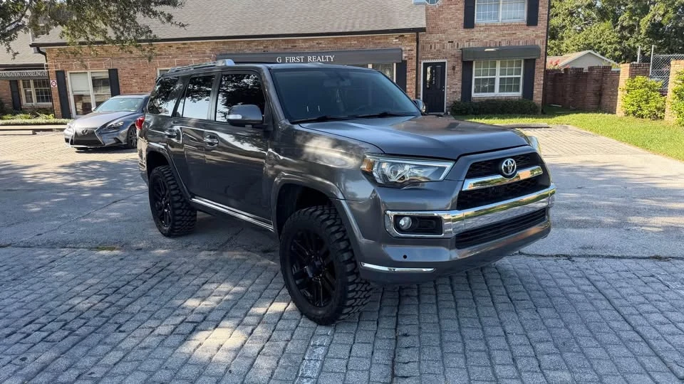 2013 Toyota 4Runner 5th Gen - Image 4 of 16