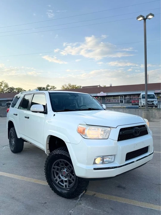 2013 Toyota 4Runner 5th Gen - Image 4 of 20