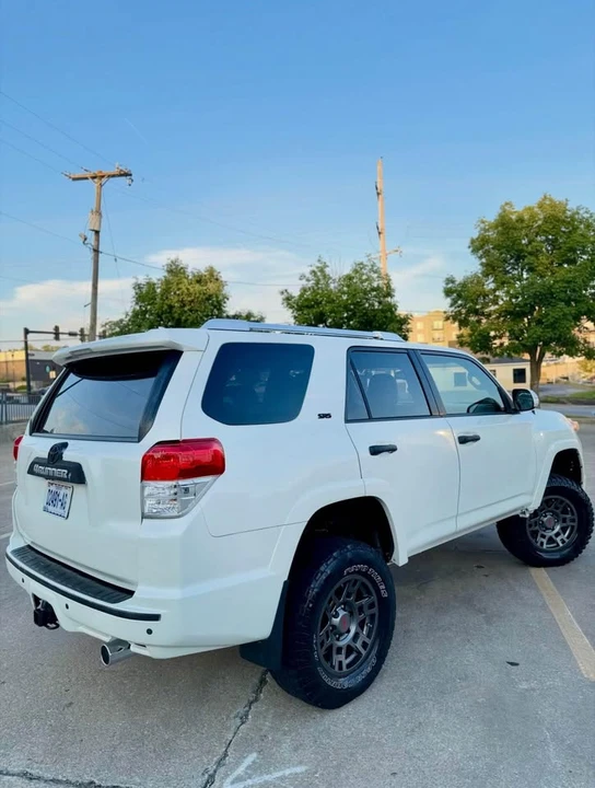 2013 Toyota 4Runner 5th Gen - Image 8 of 20
