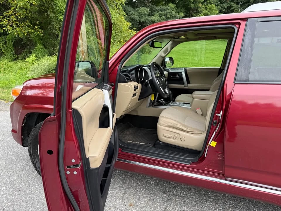 2013 Toyota 4Runner 5th Gen - Image 7 of 13