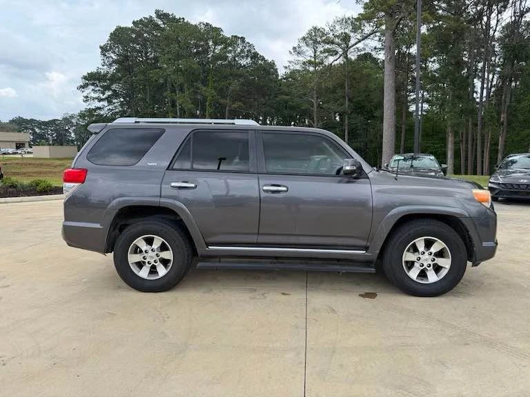 2013 Toyota 4Runner 5th Gen - Image 5 of 15