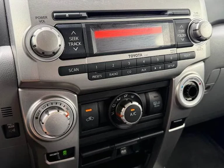 2013 Toyota 4Runner 5th Gen - Image 14 of 15