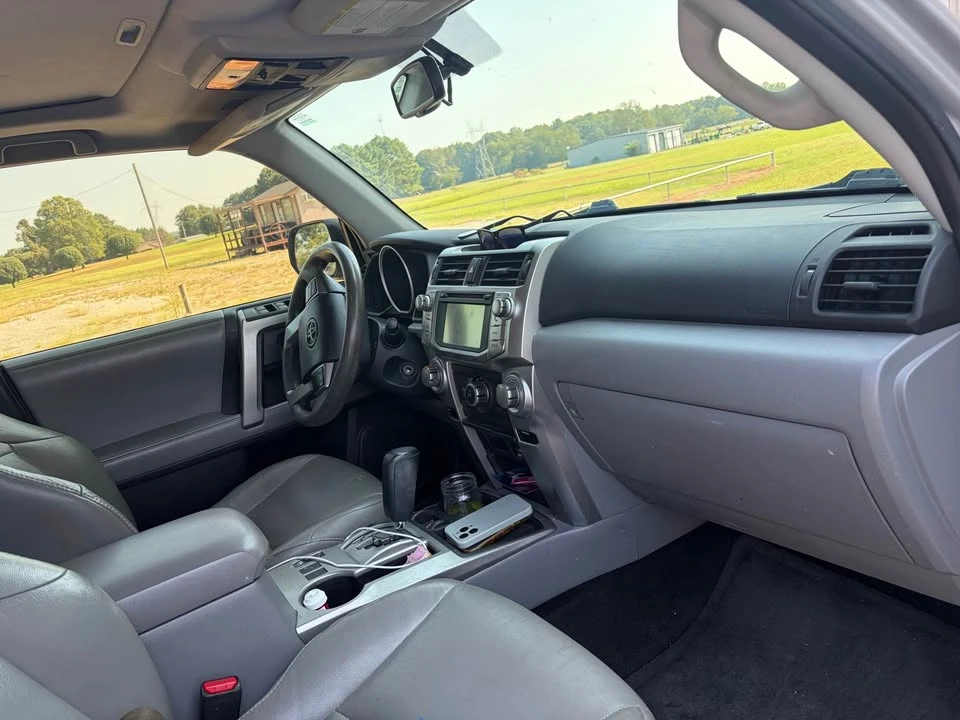 2013 Toyota 4Runner 5th Gen - Image 6 of 11