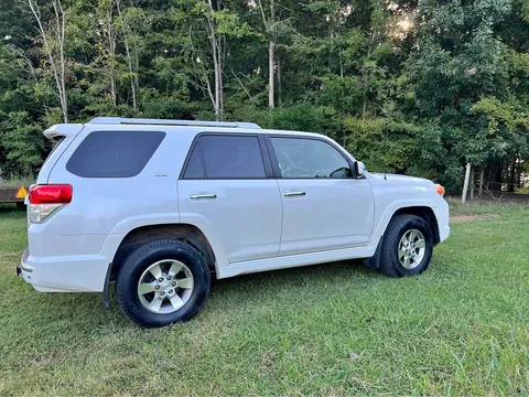 2013 Toyota 4Runner SR5 Sport Utility 4D