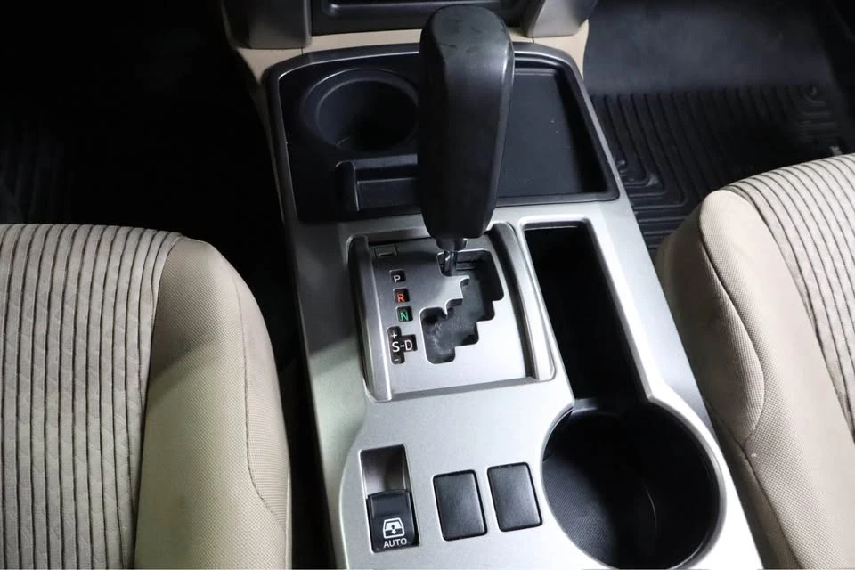 2013 Toyota 4Runner 5th Gen - Image 15 of 20