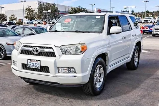 2013 Toyota 4Runner SR5 Sport Utility 4D