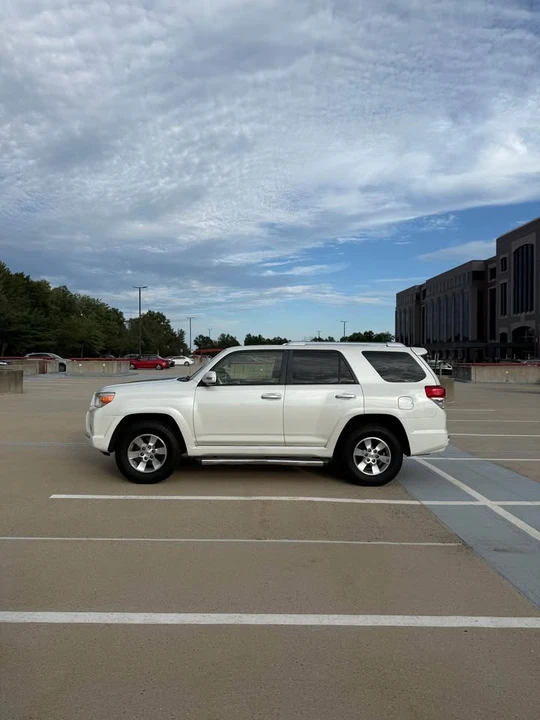 2013 Toyota 4Runner 5th Gen - Image 2 of 10