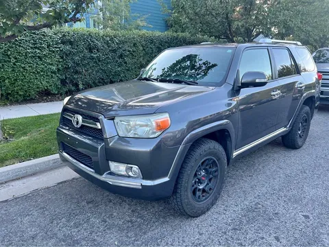 2013 Toyota 4Runner SR5 Sport Utility 4D