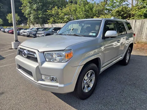 2013 Toyota 4Runner SR5 Sport Utility 4D