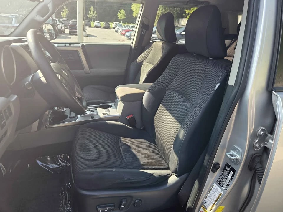 2013 Toyota 4Runner 5th Gen - Image 9 of 18