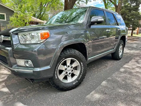2013 Toyota 4Runner SR5 Sport Utility 4D