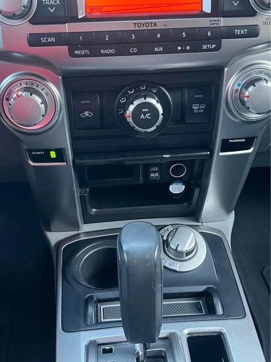 2013 Toyota 4Runner 5th Gen - Image 18 of 20