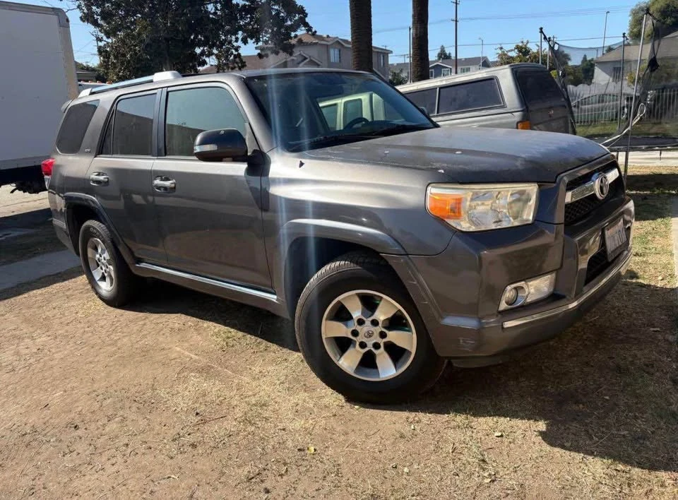 2013 Toyota 4Runner 5th Gen - Image 2 of 8