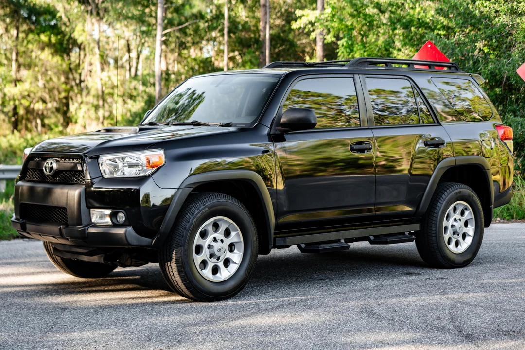 2013 Toyota 4Runner 5th Gen - Image 10 of 31