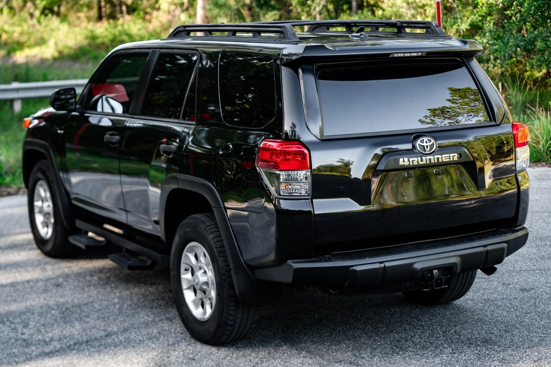 2013 Toyota 4Runner 5th Gen - Image 17 of 31