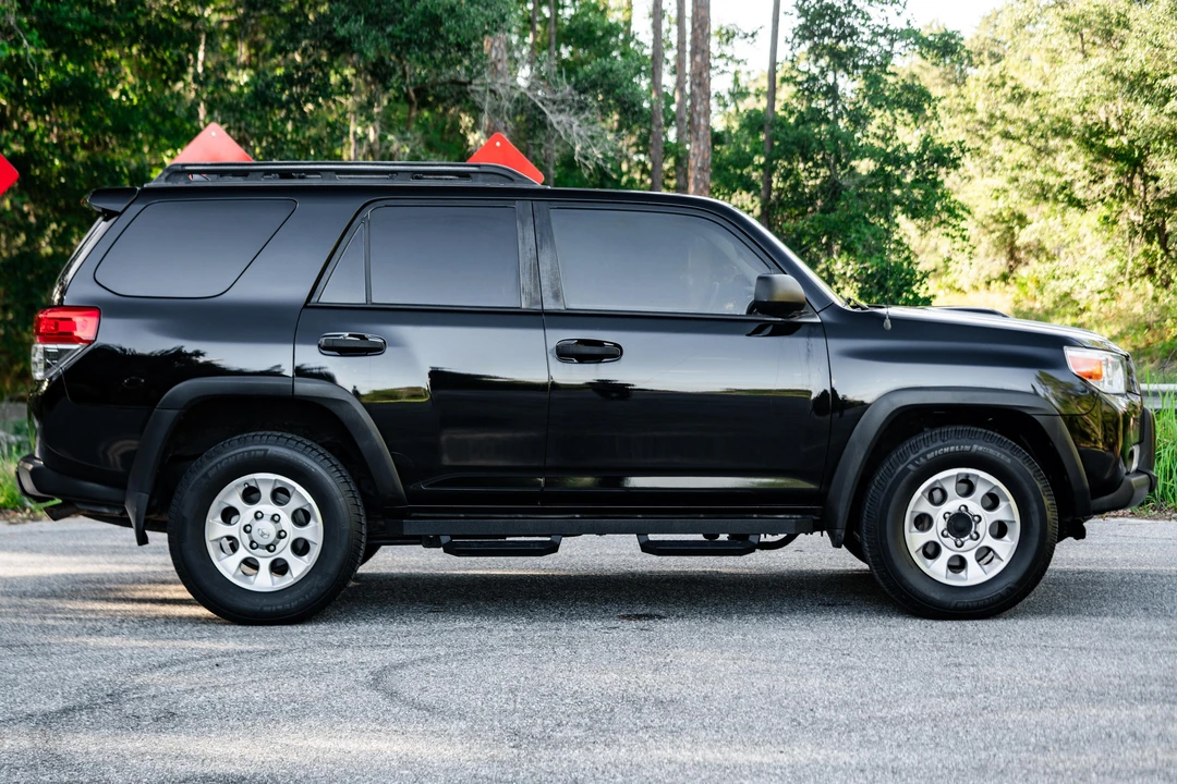 2013 Toyota 4Runner 5th Gen - Image 3 of 31