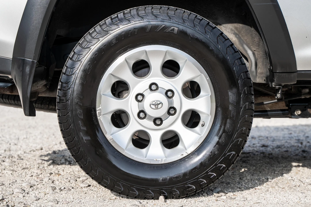 2013 Toyota 4Runner 5th Gen - Image 14 of 31