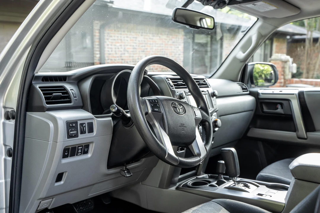 2013 Toyota 4Runner 5th Gen - Image 24 of 31