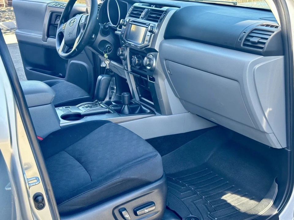 2013 Toyota 4Runner 5th Gen - Image 17 of 21