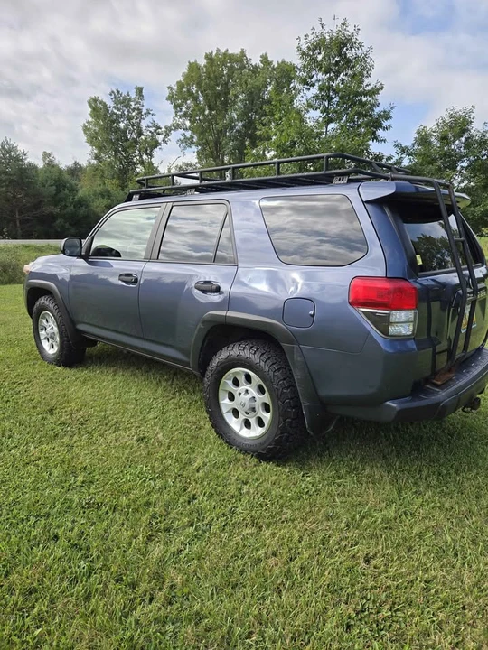 2013 Toyota 4Runner 5th Gen - Image 4 of 20
