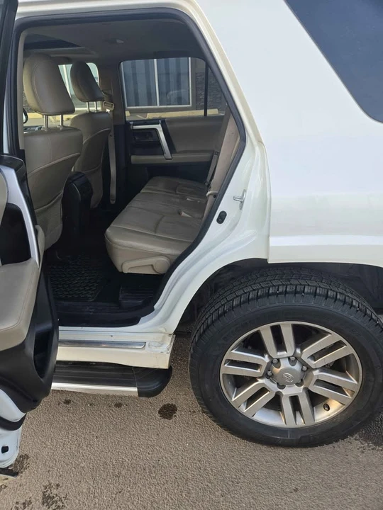 2013 Toyota 4Runner 5th Gen - Image 4 of 17