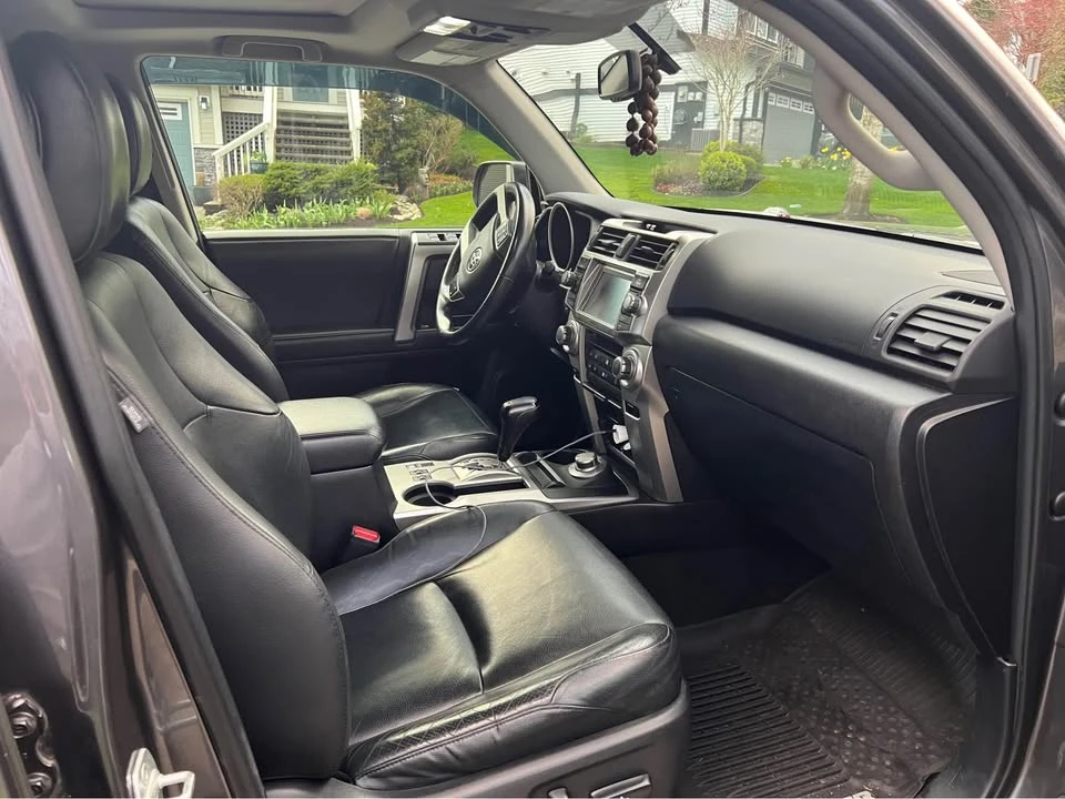 2013 Toyota 4Runner 5th Gen - Image 4 of 9