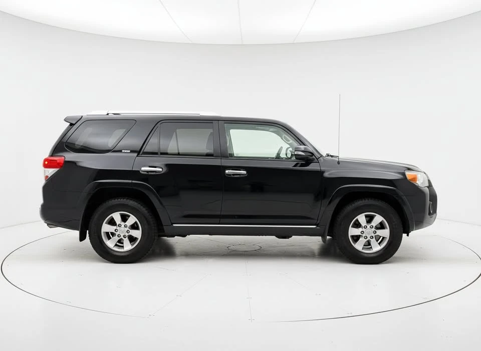 2013 Toyota 4Runner 5th Gen - Image 4 of 15