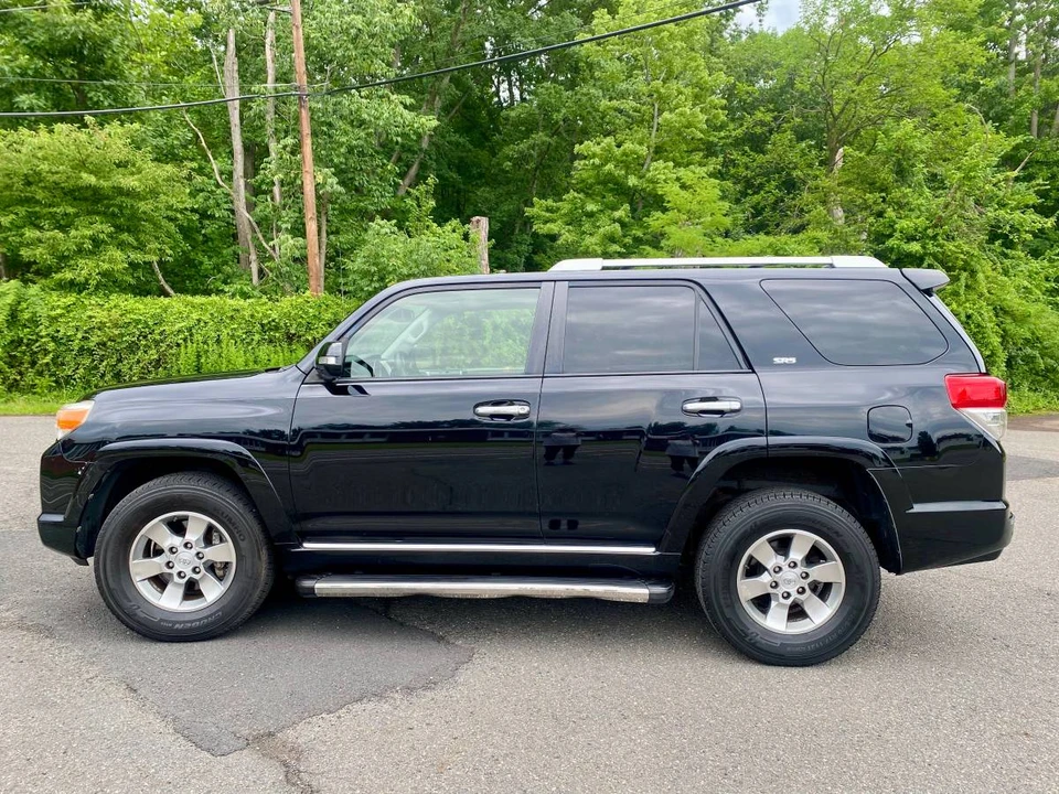 2013 Toyota 4Runner 5th Gen - Image 2 of 11