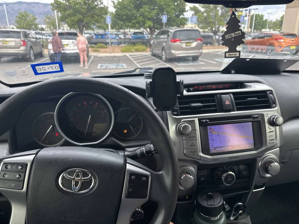 2013 Toyota 4Runner 5th Gen - Image 6 of 11
