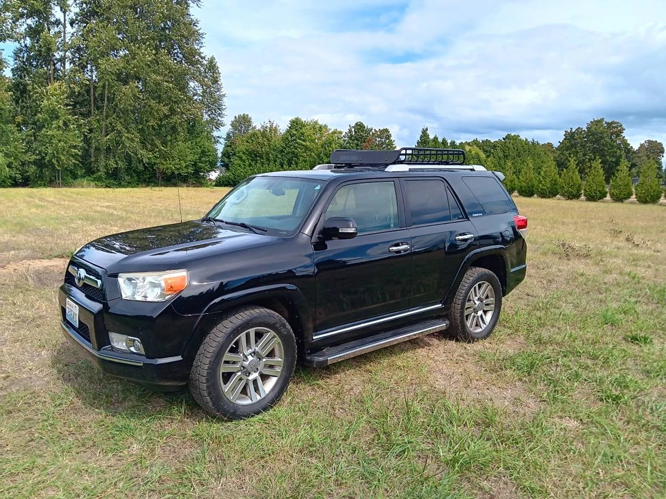 2013 Toyota 4Runner 5th Gen - Image 3 of 10