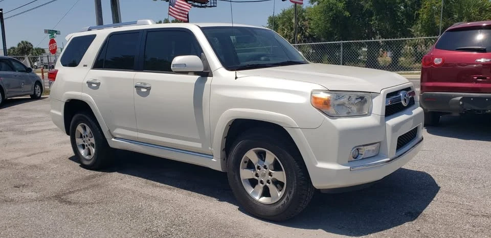2013 Toyota 4Runner 5th Gen - Image 3 of 20