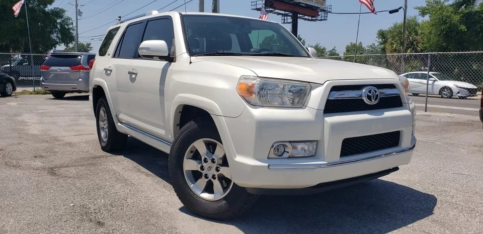 2013 Toyota 4Runner 5th Gen - Image 2 of 20