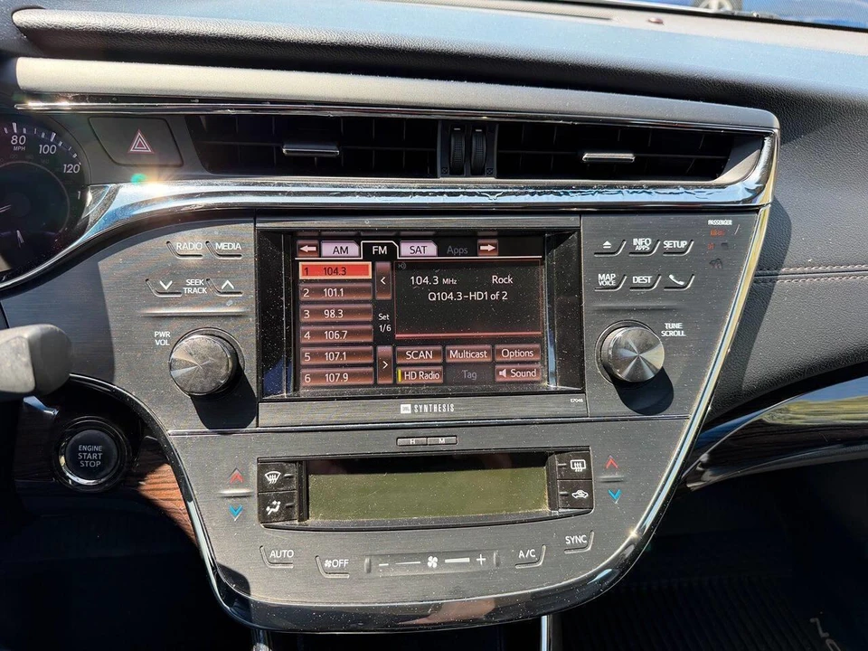 2013 Toyota Avalon 4th Gen - Image 9 of 31