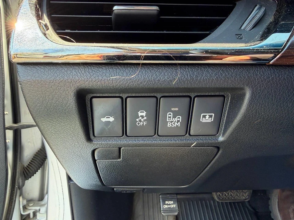 2013 Toyota Avalon 4th Gen - Image 7 of 31