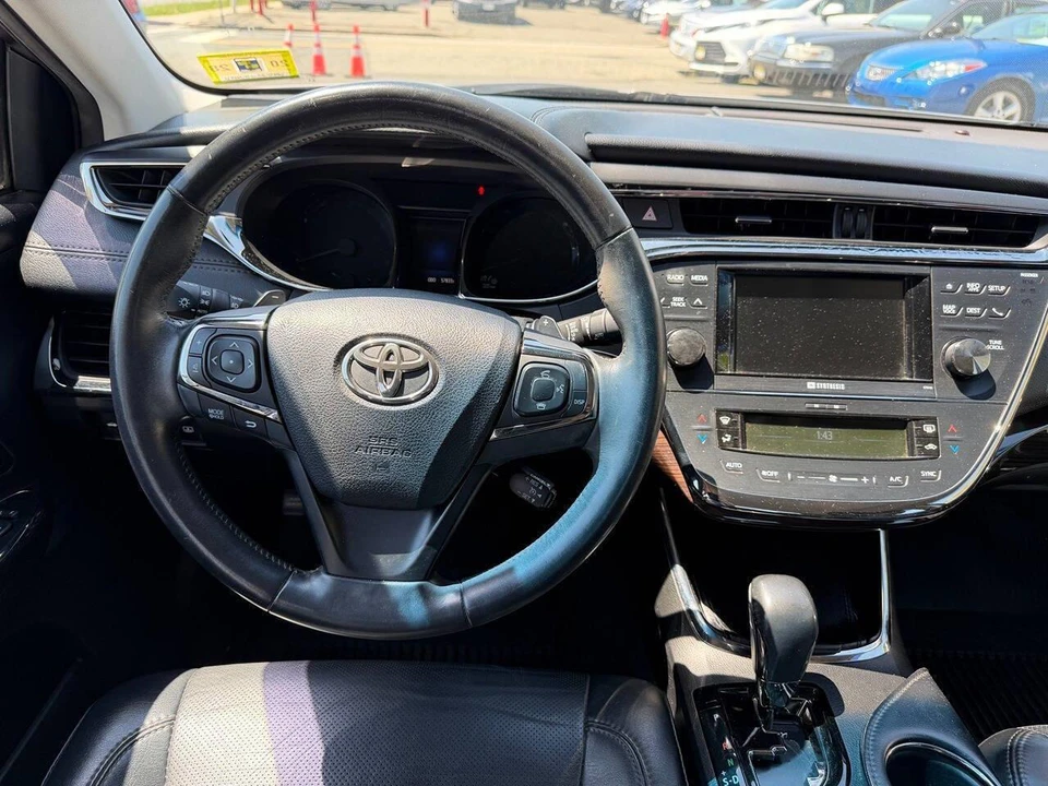 2013 Toyota Avalon 4th Gen - Image 17 of 31