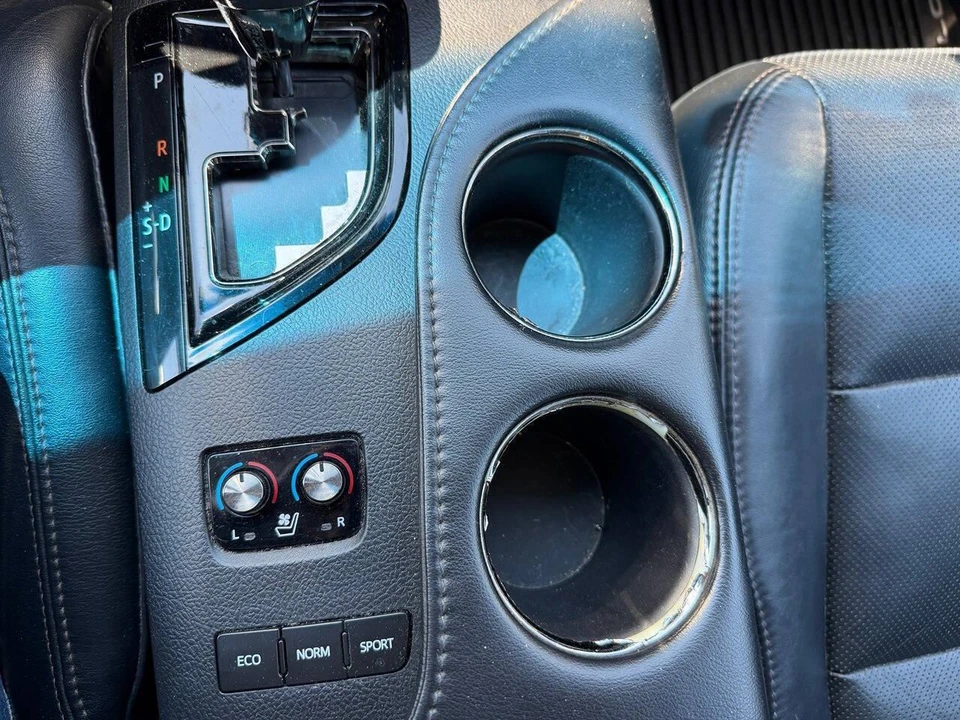 2013 Toyota Avalon 4th Gen - Image 11 of 31