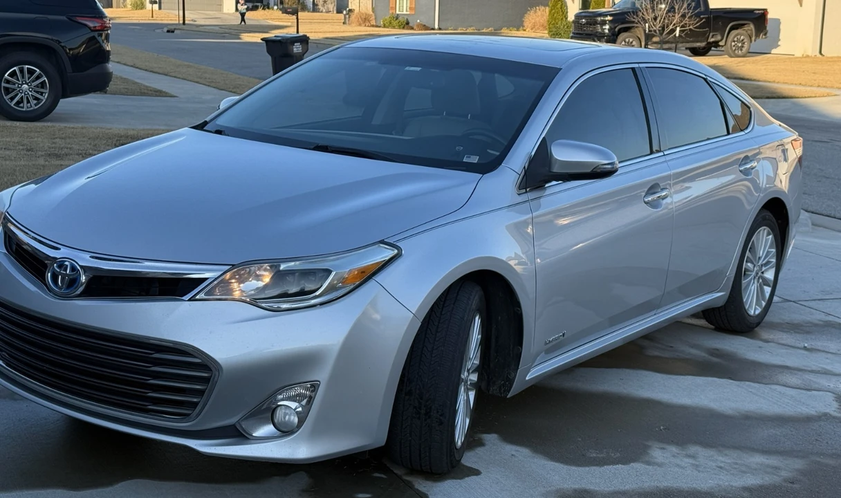 2013 Toyota Avalon 4th Gen - Image 2 of 21
