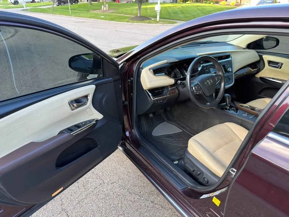 2013 Toyota Avalon 4th Gen - Image 10 of 15
