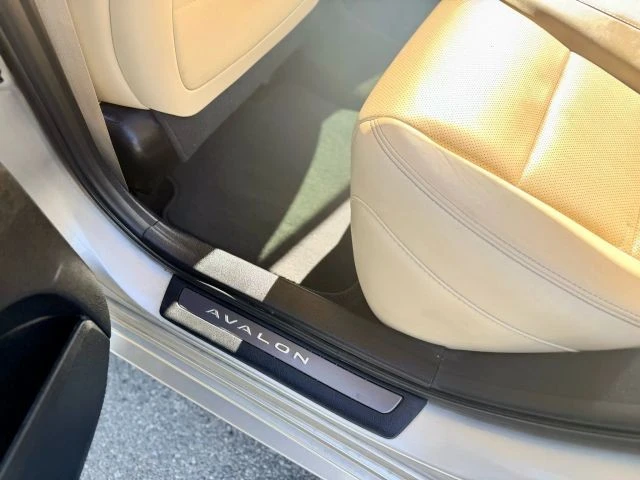 2013 Toyota Avalon 4th Gen - Image 18 of 21