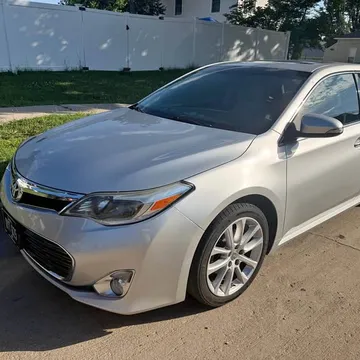 2013 Toyota Avalon XLE Plus Sedan 4D