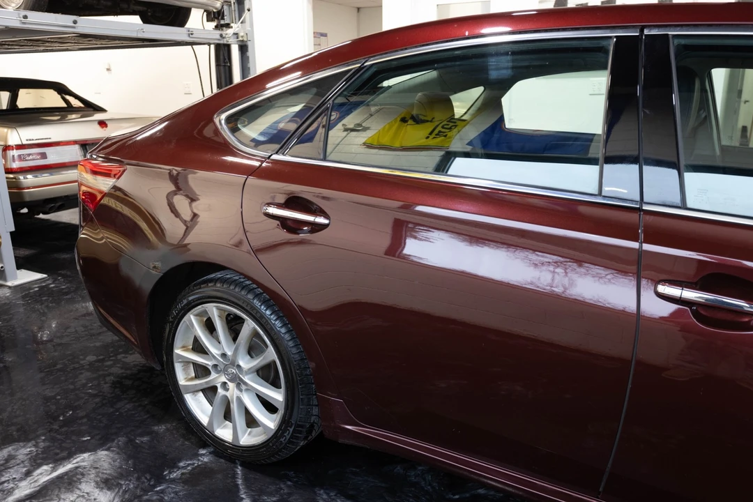 2013 Toyota Avalon 4th Gen - Image 14 of 21