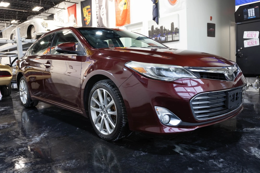 2013 Toyota Avalon 4th Gen - Image 20 of 21