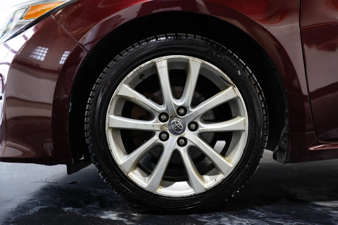 2013 Toyota Avalon 4th Gen - Image 4 of 21